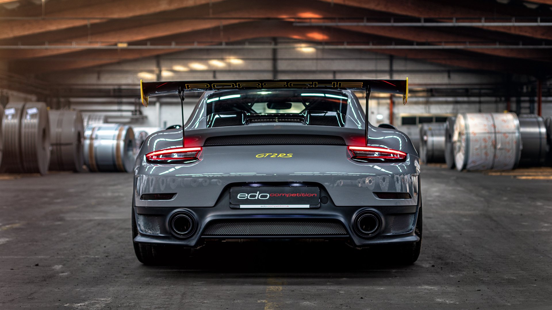 体育APP下载-南美飓风席卷绿茵场，奥斯梅恩关键时刻点亮哥伦比亚胜利